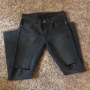 Black skinny jeans